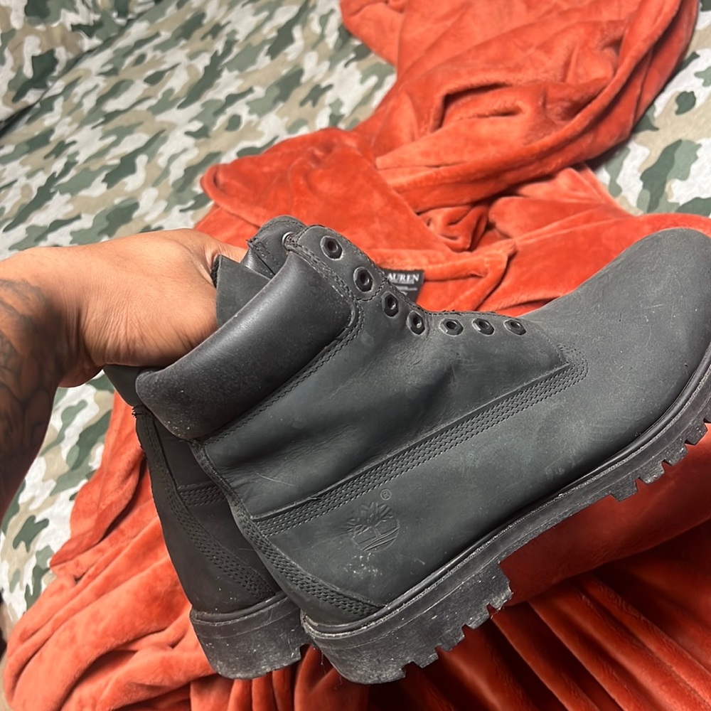 Worn a handle full of times. Can’t remember where I put the laces